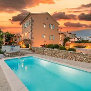 Apartman Marina, Kornić
